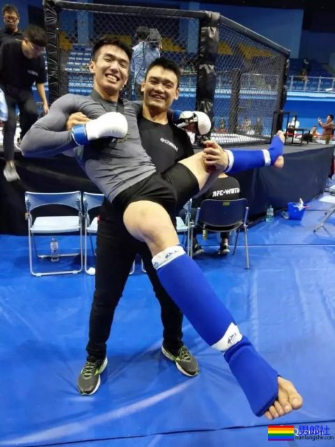 筋肉忠犬颜值成谜,拳击场秒变鸡笼警告 - 51虹马 筋肉忠犬颜值成谜,拳击场秒变鸡笼警告 - 51虹马