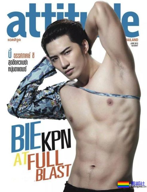 摸胸识男人+开剧先洗澡!拍过腐剧的长腿筋肉小哥,盘他! - 51虹马 摸胸识男人+开剧先洗澡!拍过腐剧的长腿筋肉小哥,盘他! - 51虹马