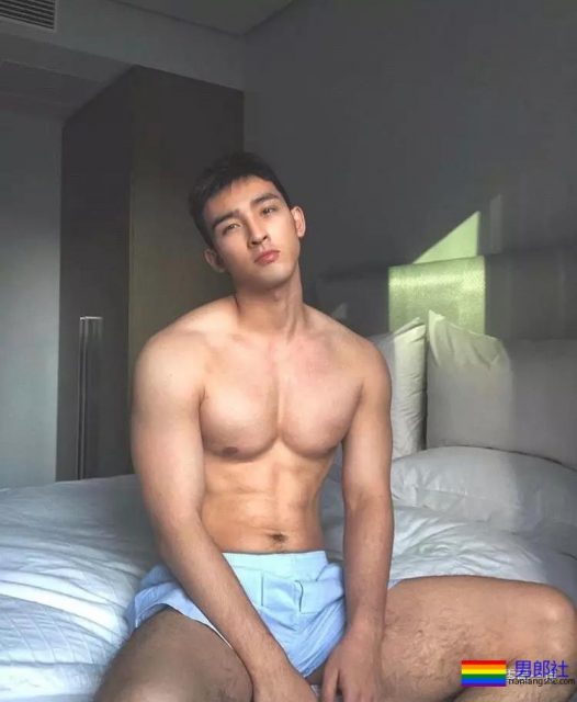 给刚入圈的gay的一些建议,特别是0号。 - 51虹马 给刚入圈的gay的一些建议,特别是0号。 - 51虹马