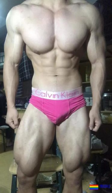 42CM!上海体院的男生粗壮的不仅仅是手臂! - 51虹马 42CM!上海体院的男生粗壮的不仅仅是手臂! - 51虹马