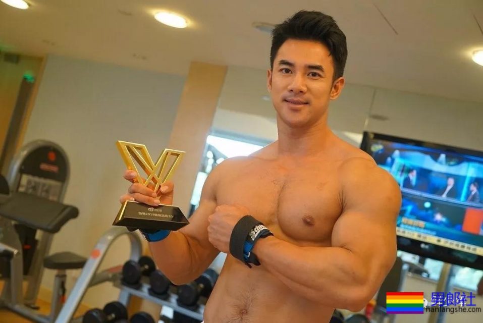 不小心把G照发到了群里,更绝望的是,我一紧张把撤回点成了删除 - 51虹马 不小心把G照发到了群里,更绝望的是,我一紧张把撤回点成了删除 - 51虹马