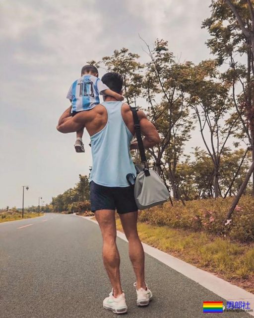 不小心把G照发到了群里,更绝望的是,我一紧张把撤回点成了删除 - 51虹马 不小心把G照发到了群里,更绝望的是,我一紧张把撤回点成了删除 - 51虹马