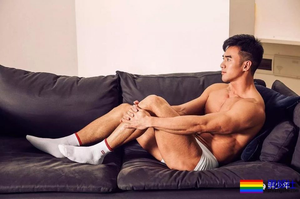 不小心把G照发到了群里,更绝望的是,我一紧张把撤回点成了删除 - 51虹马 不小心把G照发到了群里,更绝望的是,我一紧张把撤回点成了删除 - 51虹马