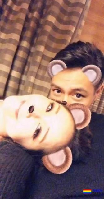 萧亚轩要为小16岁鲜肉男友生小孩，对方秒删微博 - 51虹马