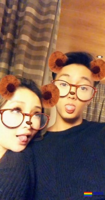 萧亚轩要为小16岁鲜肉男友生小孩，对方秒删微博 - 51虹马