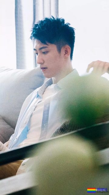 鲜肉收割机不只萧亚轩!搭档男主都超A,新剧又喜新小12岁小狼狗! - 51虹马 鲜肉收割机不只萧亚轩!搭档男主都超A,新剧又喜新小12岁小狼狗! - 51虹马