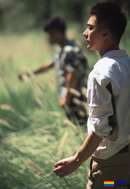 桥诘聖有了新男友？原来是他可爱的弟弟！ - 51虹马