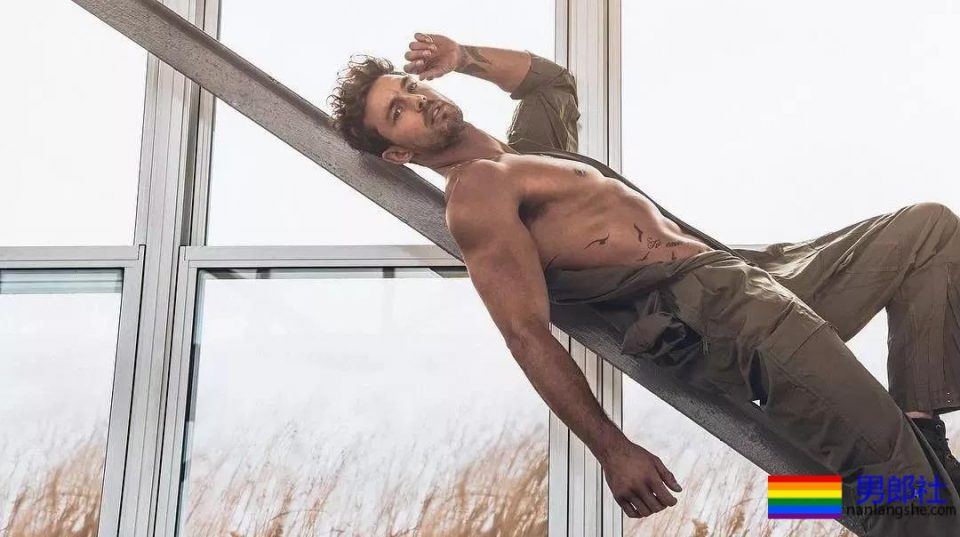 种马臀男模凭硬实力翻红，这是藏不住了？！ - 51虹马