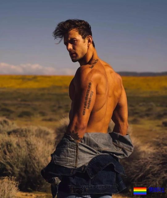 种马臀男模凭硬实力翻红，这是藏不住了？！ - 51虹马