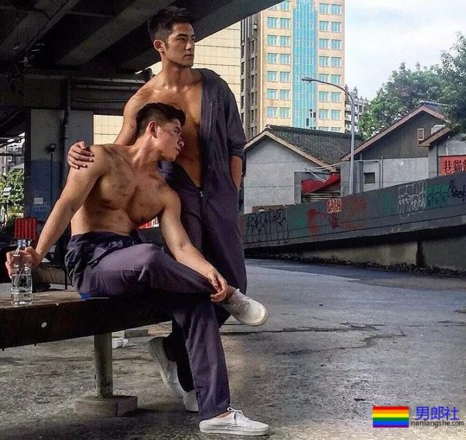 来自山东的大鼻子老公，身材很赞~！ - 51虹马