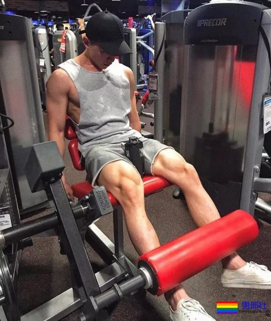 来自山东的大鼻子老公，身材很赞~！ - 51虹马