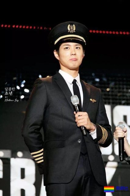 男星朴宝剑肛裂入院？解释称洗澡滑到坐沐浴露上！ - 51虹马