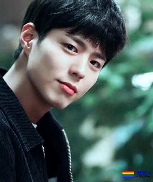 男星朴宝剑肛裂入院？解释称洗澡滑到坐沐浴露上！ - 51虹马