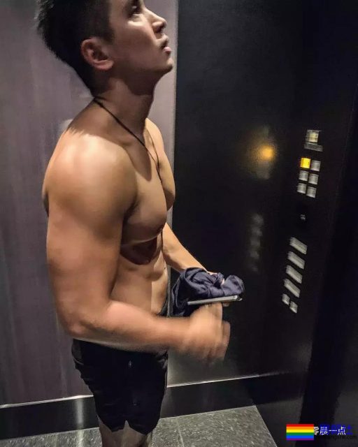 男友和小蓝约的出轨,回来把我打一顿p就完事了。 - 51虹马 男友和小蓝约的出轨,回来把我打一顿p就完事了。 - 51虹马