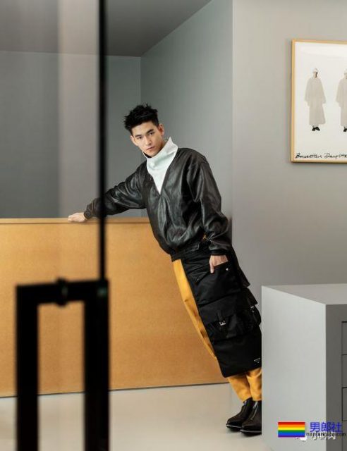 新晋小生硬照一览,尺度最大也就这样儿了… - 51虹马 新晋小生硬照一览,尺度最大也就这样儿了… - 51虹马