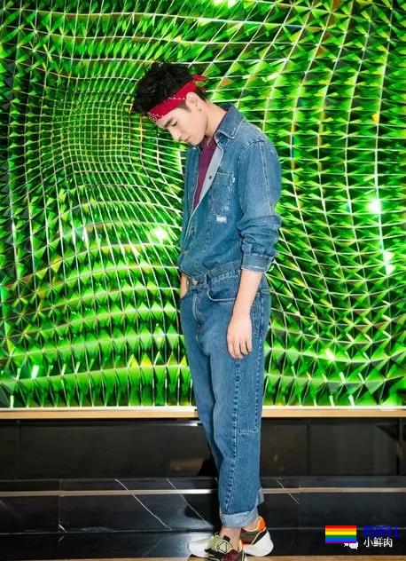 新晋小生硬照一览,尺度最大也就这样儿了… - 51虹马 新晋小生硬照一览,尺度最大也就这样儿了… - 51虹马