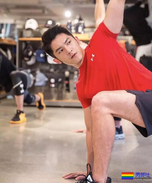 肌肉胡茬痞子男拔掉衬衫西裤海边浪起来变翘臀 - 51虹马 肌肉胡茬痞子男拔掉衬衫西裤海边浪起来变翘臀 - 51虹马