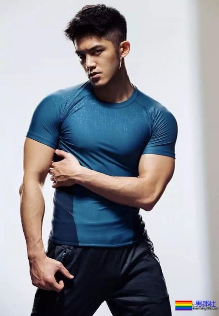 肌肉胡茬痞子男拔掉衬衫西裤海边浪起来变翘臀 - 51虹马 肌肉胡茬痞子男拔掉衬衫西裤海边浪起来变翘臀 - 51虹马