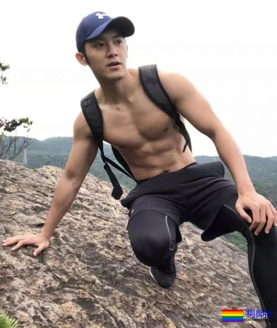 肌肉胡茬痞子男拔掉衬衫西裤海边浪起来变翘臀 - 51虹马 肌肉胡茬痞子男拔掉衬衫西裤海边浪起来变翘臀 - 51虹马