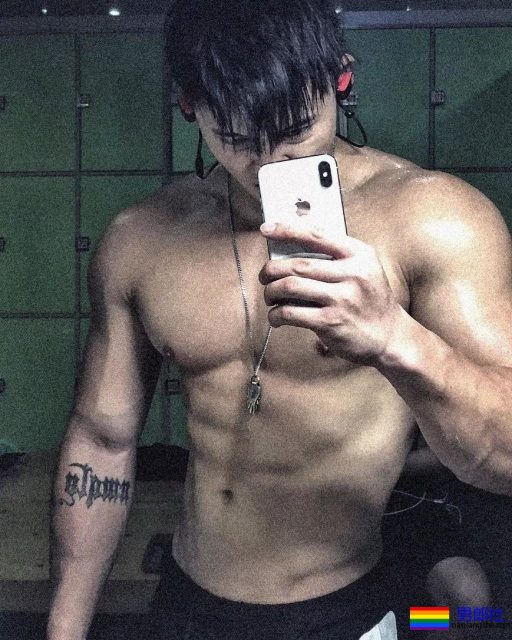 体育生小奶狗动不动就爱脱身材爽到爆!! - 51虹马 体育生小奶狗动不动就爱脱身材爽到爆!! - 51虹马