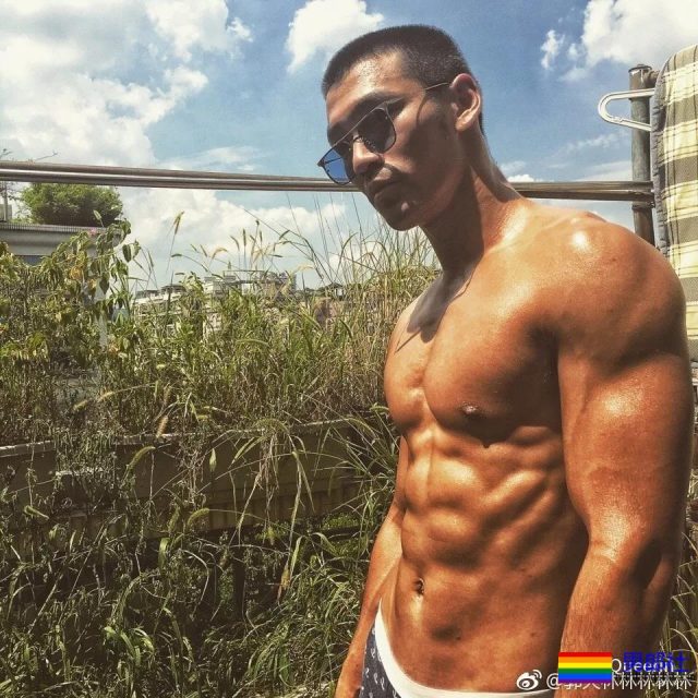 他是近期最帅最完美最可以男模,没有之一 - 51虹马 他是近期最帅最完美最可以男模,没有之一 - 51虹马