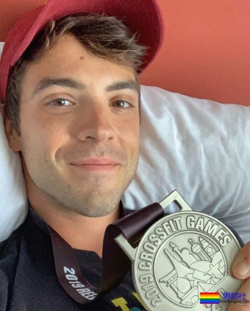 CrossFit体能大赛名将出柜 - 51虹马