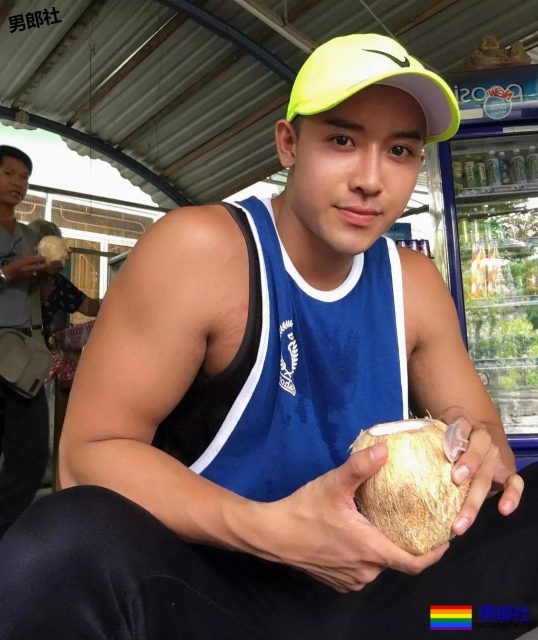 越南小哥身材好到爆炸,性感翘臀圆润有弹性 - 51虹马 越南小哥身材好到爆炸,性感翘臀圆润有弹性 - 51虹马