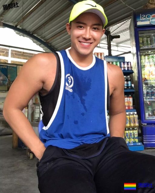 越南小哥身材好到爆炸,性感翘臀圆润有弹性 - 51虹马 越南小哥身材好到爆炸,性感翘臀圆润有弹性 - 51虹马