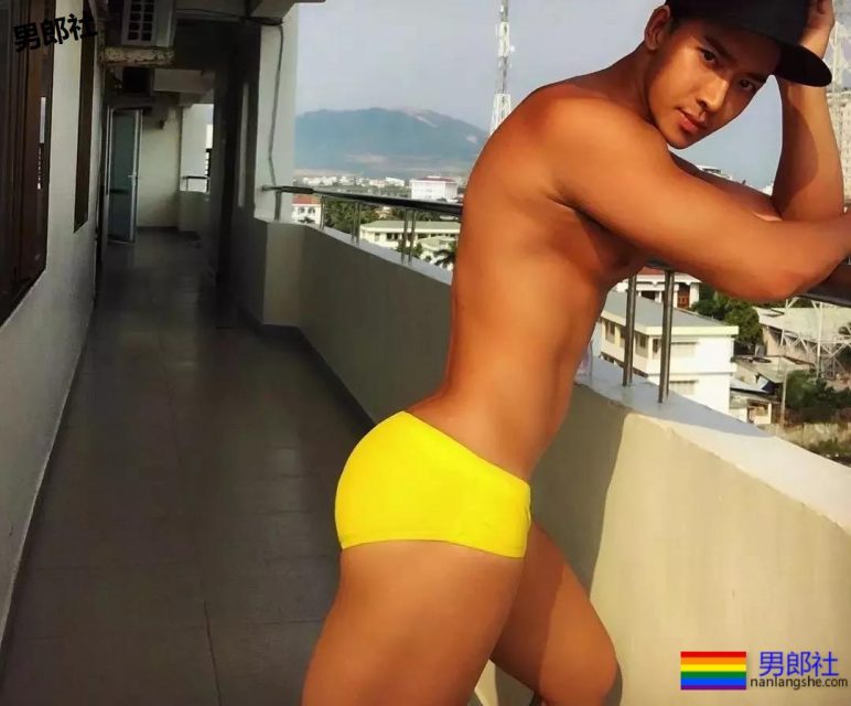 越南小哥身材好到爆炸,性感翘臀圆润有弹性 - 51虹马 越南小哥身材好到爆炸,性感翘臀圆润有弹性 - 51虹马