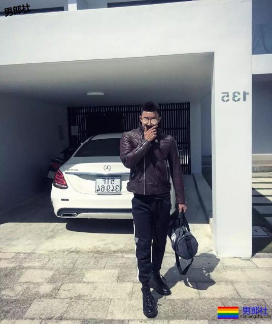 越南小哥身材好到爆炸,性感翘臀圆润有弹性 - 51虹马 越南小哥身材好到爆炸,性感翘臀圆润有弹性 - 51虹马