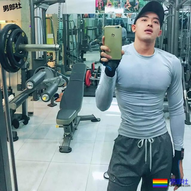 越南小哥身材好到爆炸,性感翘臀圆润有弹性 - 51虹马 越南小哥身材好到爆炸,性感翘臀圆润有弹性 - 51虹马