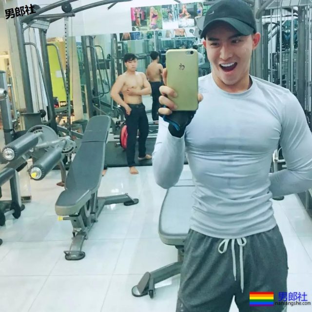 越南小哥身材好到爆炸,性感翘臀圆润有弹性 - 51虹马 越南小哥身材好到爆炸,性感翘臀圆润有弹性 - 51虹马