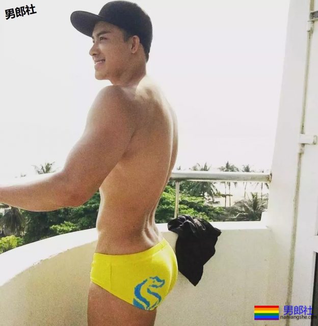 越南小哥身材好到爆炸,性感翘臀圆润有弹性 - 51虹马 越南小哥身材好到爆炸,性感翘臀圆润有弹性 - 51虹马