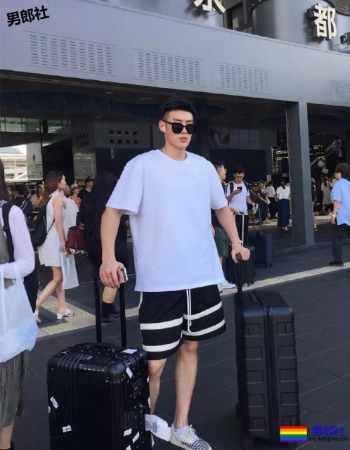 篮球体育生校草腿长2米,大鼻子腹肌小狼狗,味道一定不错! - 51虹马 篮球体育生校草腿长2米,大鼻子腹肌小狼狗,味道一定不错! - 51虹马