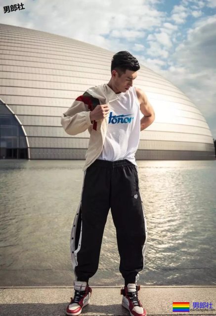 篮球体育生校草腿长2米,大鼻子腹肌小狼狗,味道一定不错! - 51虹马 篮球体育生校草腿长2米,大鼻子腹肌小狼狗,味道一定不错! - 51虹马