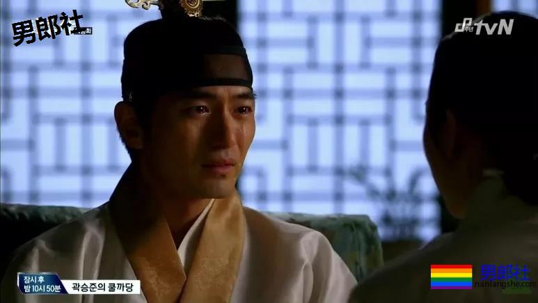 “爸爸型”男星被诉性暴力？留胡子穿正装超Man - 51虹马