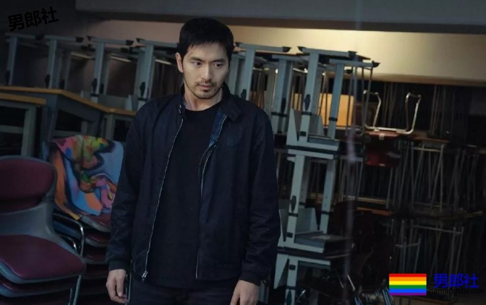 “爸爸型”男星被诉性暴力？留胡子穿正装超Man - 51虹马