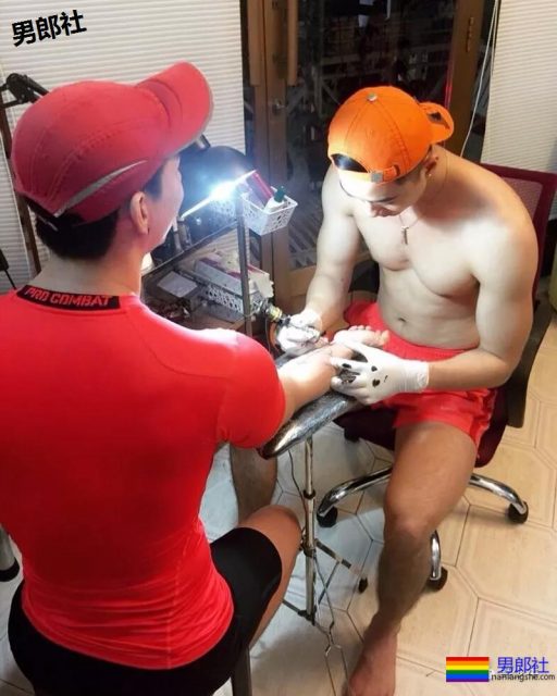 在小软件上,看到我爸的MB石更照… - 51虹马 在小软件上,看到我爸的MB石更照… - 51虹马