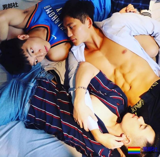 从屁股看男人，小0都来看看 - 51虹马