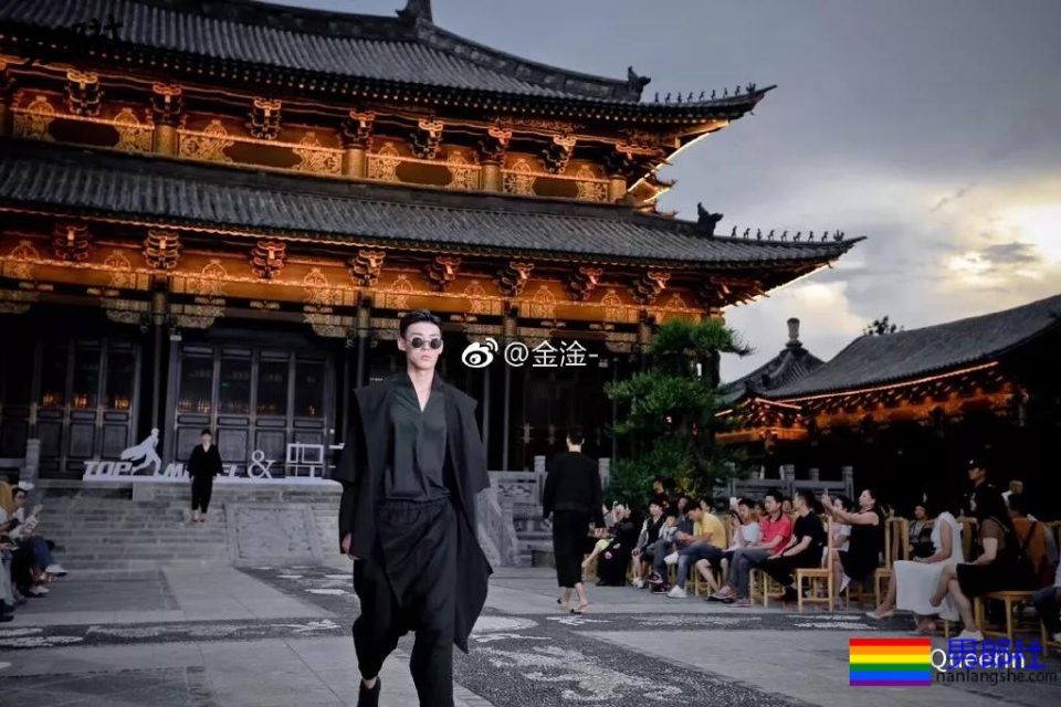 99年篮球长腿小哥也太可了吧！他会靠模特顺利出圈吗？ - 51虹马