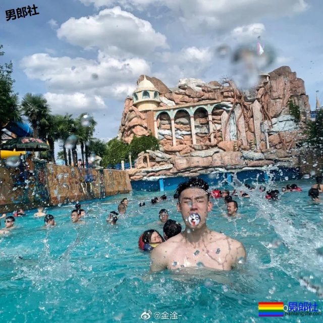 99年篮球长腿小哥也太可了吧！他会靠模特顺利出圈吗？ - 51虹马