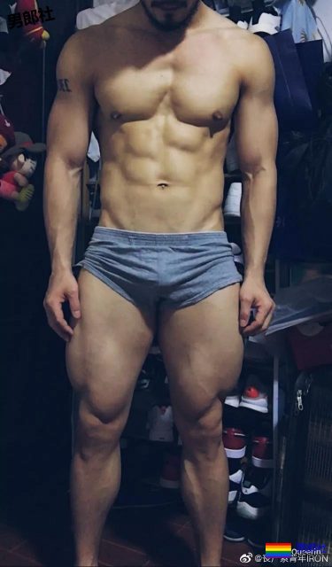 我妈说:越是这样的肌肉男越会骗人 - 51虹马 我妈说:越是这样的肌肉男越会骗人 - 51虹马