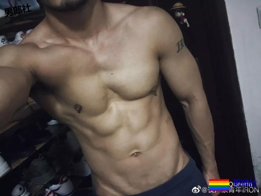 我妈说:越是这样的肌肉男越会骗人 - 51虹马 我妈说:越是这样的肌肉男越会骗人 - 51虹马