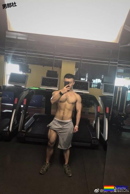 我妈说:越是这样的肌肉男越会骗人 - 51虹马 我妈说:越是这样的肌肉男越会骗人 - 51虹马