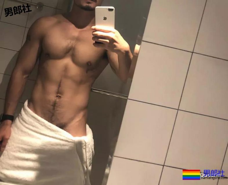 我妈说:越是这样的肌肉男越会骗人 - 51虹马 我妈说:越是这样的肌肉男越会骗人 - 51虹马