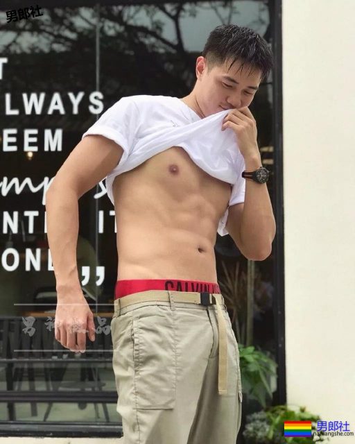 190+CM.长腿巨胸“大男孩”，实力身材A爆了！ - 51虹马