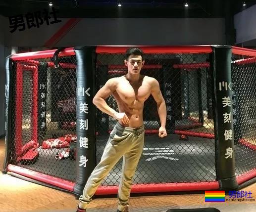 双胞胎兄弟为上位竟争风吃醋你更想要那一款 - 51虹马 双胞胎兄弟为上位竟争风吃醋你更想要那一款 - 51虹马