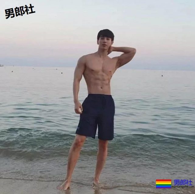 韩国男模照片与真实身材对比，这画风.... - 51虹马