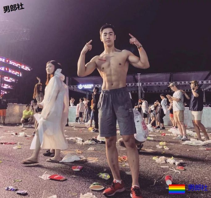 韩国男模照片与真实身材对比，这画风.... - 51虹马