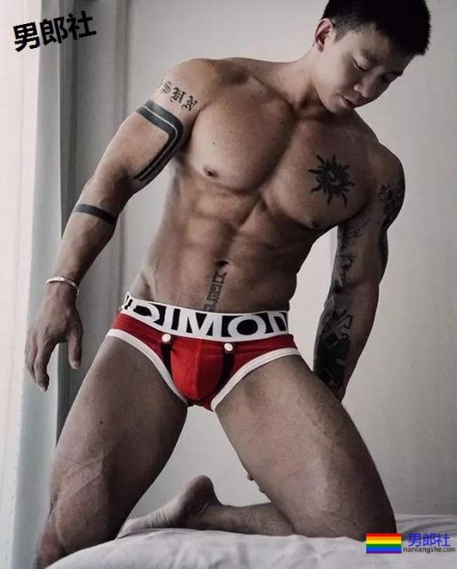 国民老公前凸后翘!大胸翘臀撩的人不要不要的,拍这种写真真的过分! - 51虹马 国民老公前凸后翘!大胸翘臀撩的人不要不要的,拍这种写真真的过分! - 51虹马